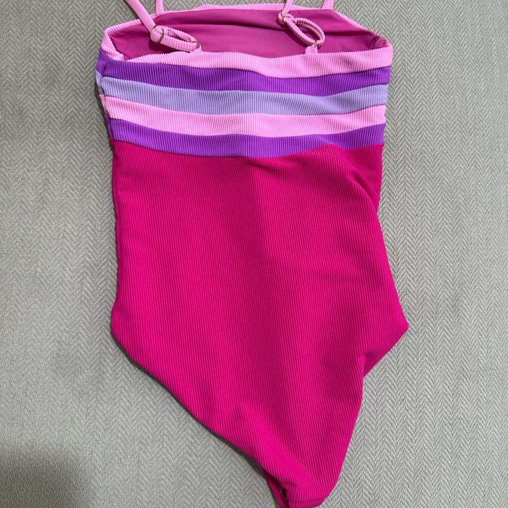Beach Riot bright ribbed